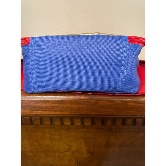 DC Wonder Woman Lunch Box Girls Super Hero Soft Sided Red Cape and Stars NWOT - Picture 8 of 8